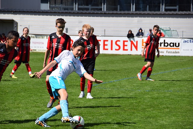 刘强东被喊话“查查他”:这个“街道办主任”如何搅动外卖江湖?.